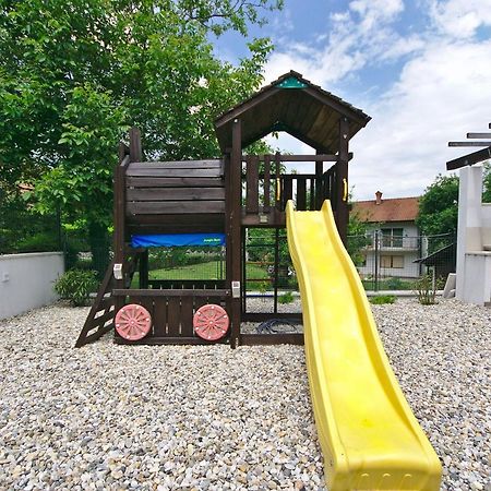 Holiday House With Pool Čavle Exterior foto