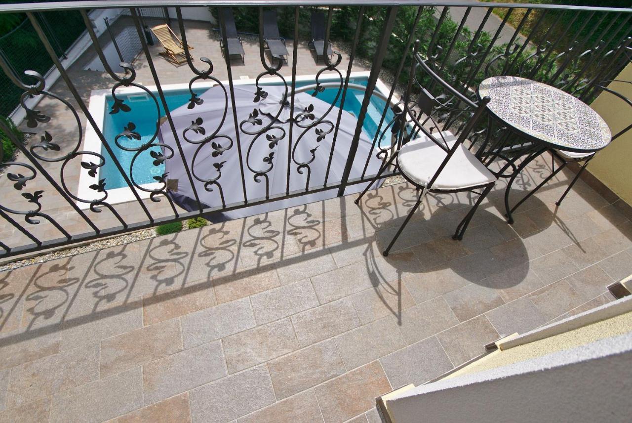 Holiday House With Pool Čavle Exterior foto